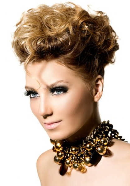 Hochsteckfrisuren – Beispiel 2